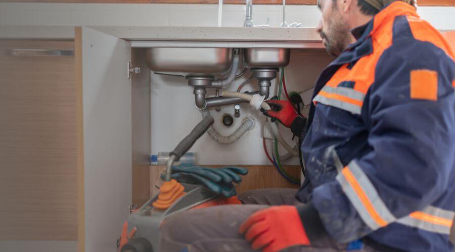 Professional slab leak plumber services in Lynco, WV